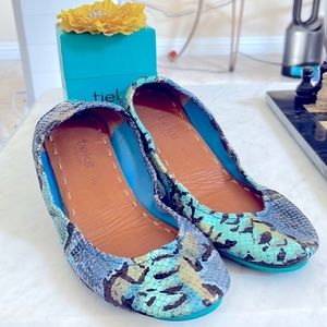 Tieks Blue Azure Good Condition Size 10